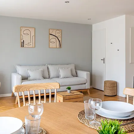 Apartment Le Printanier ~ Centre-ville ~ Arrivee Autonome *